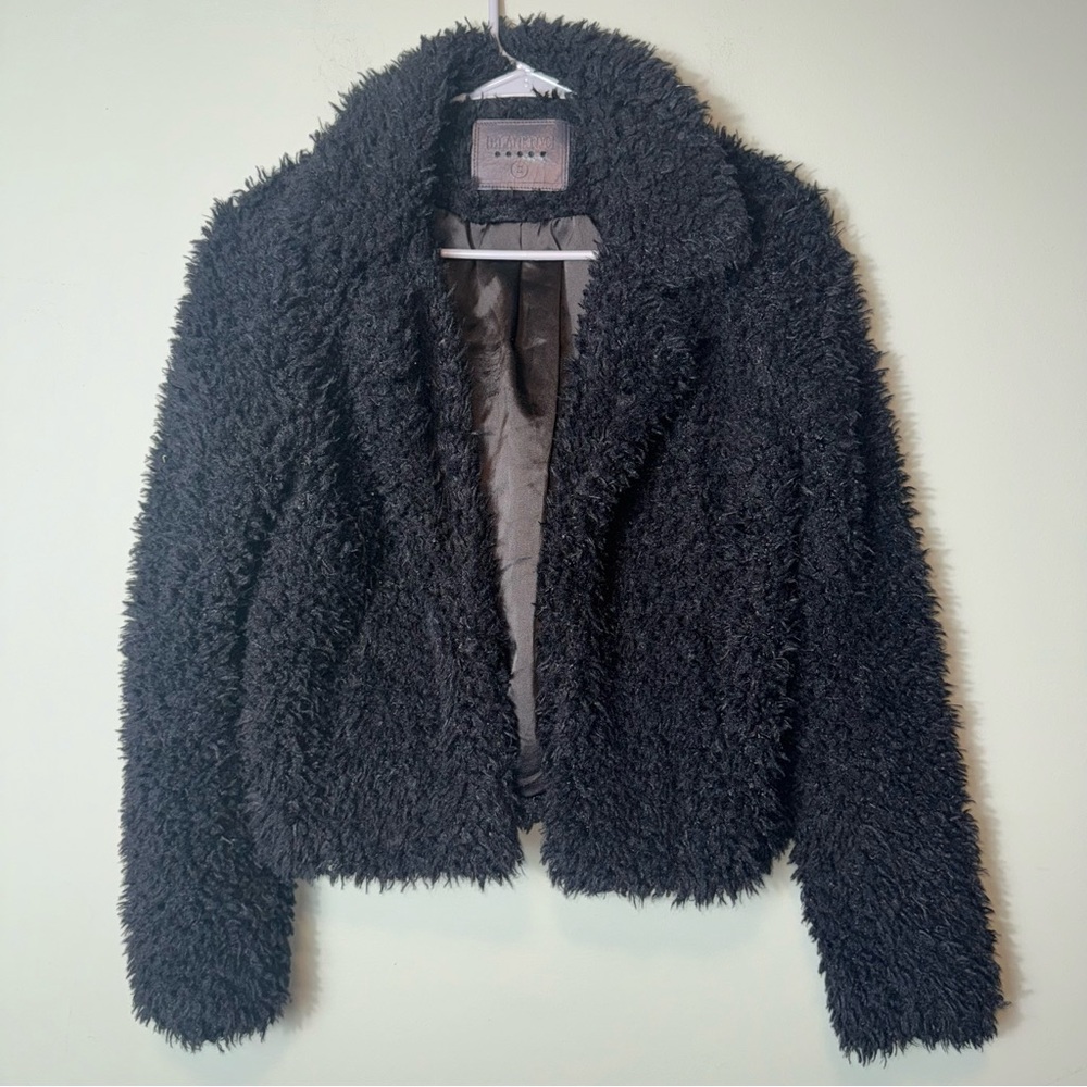 Blank‎ NYC Women’s black furry cropped jacket Size Small